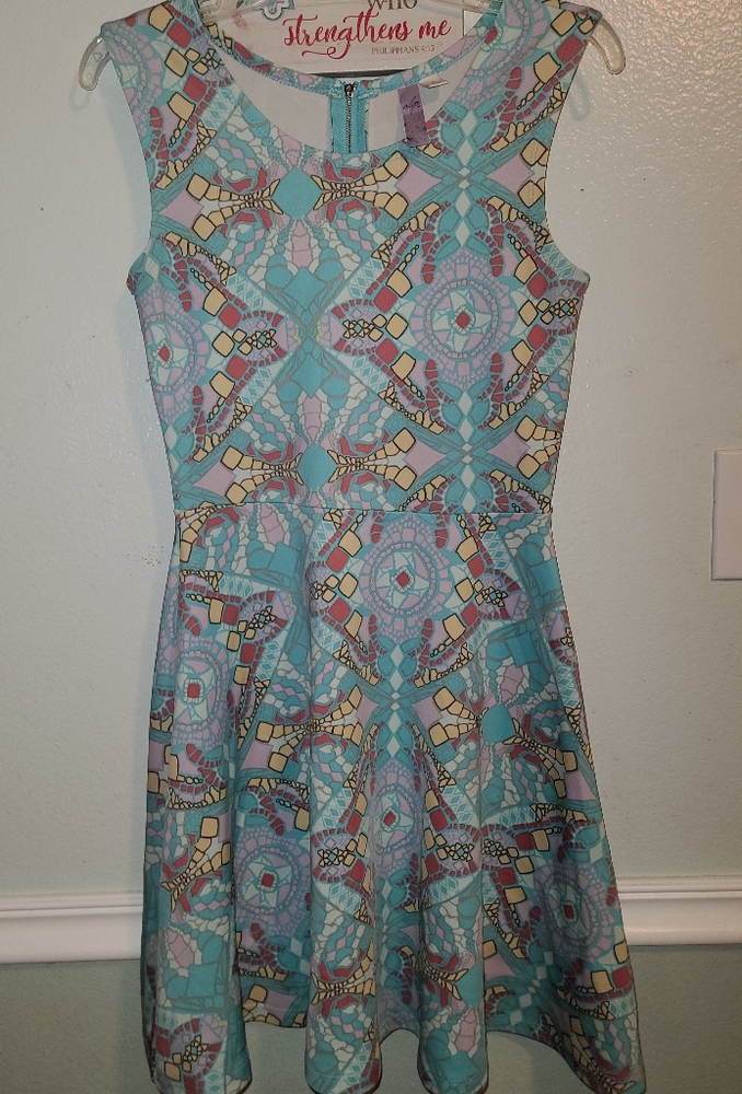 Alya Dress